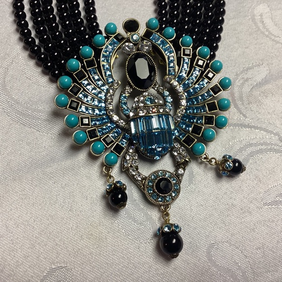 HEIDI DAUS  Stunning SCARAB “ FAR CRY FROM SHY “ BOXED NECKLACE. NIB - Picture 3 of 11